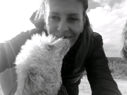 XUXE